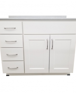 Rentown Pearl Vanity – Closeout